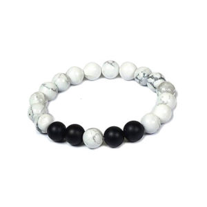 Howlite Crystal And Black Onyx 8 Mm Stretch Bracelet