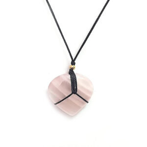 Natural Rose Quartz Crystal Heart Shaped Pendant For Men And Women
