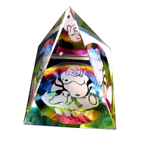 Crystal-Glass-PYRAMID-1